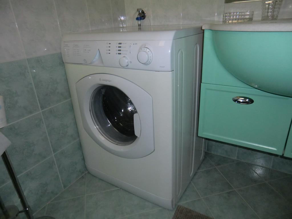 Residence Elisa Piano Terra Con Giardino E Posto Spiaggia Incluso Каорле Екстериор снимка