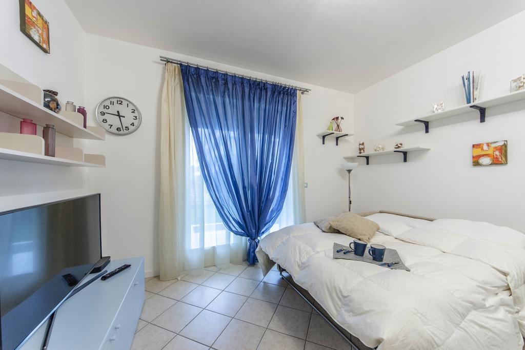 Residence Elisa Piano Terra Con Giardino E Posto Spiaggia Incluso Каорле Екстериор снимка