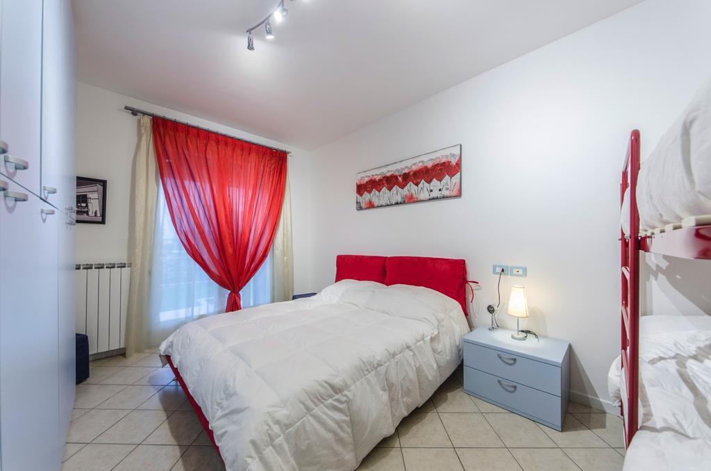 Residence Elisa Piano Terra Con Giardino E Posto Spiaggia Incluso Каорле Екстериор снимка